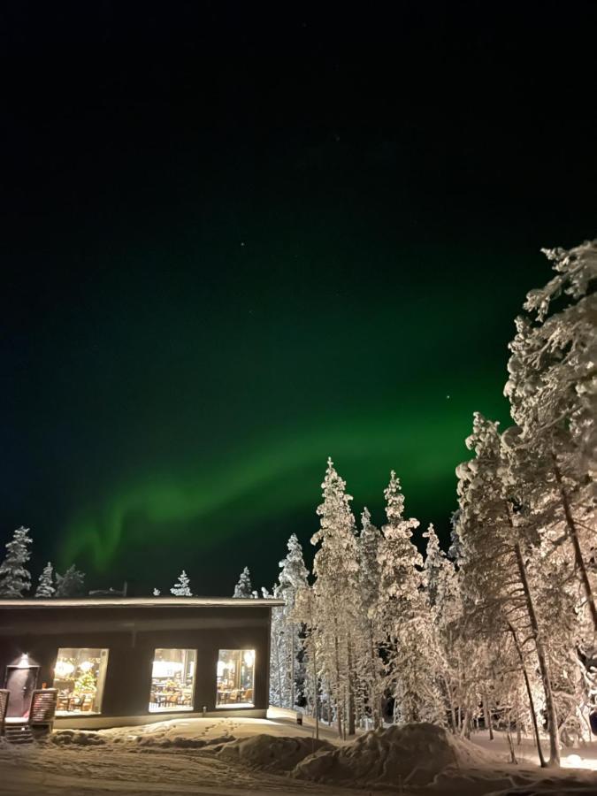Resort Aurora Queen Igloos