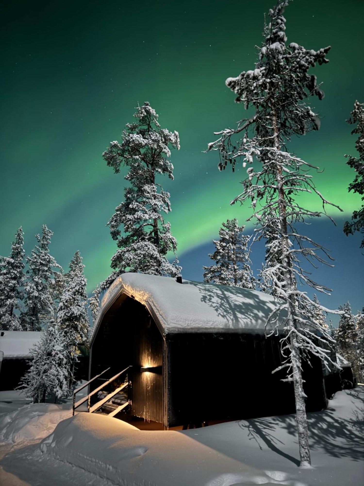 Lomakeskus Aurora Queen Igloos Saariselkä